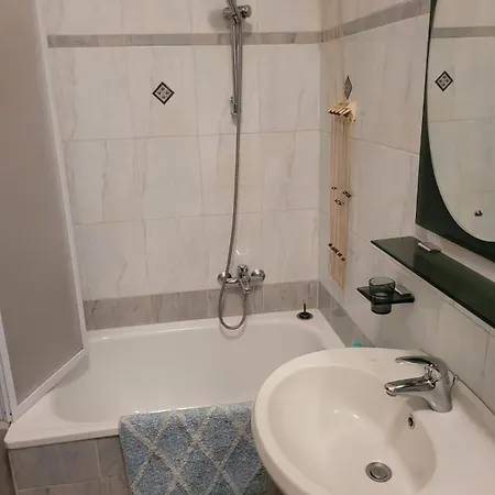 Apartment Ravizza *
